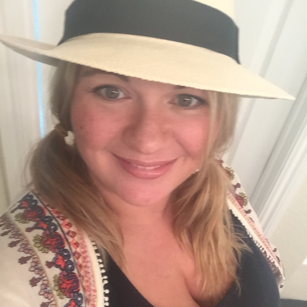 Meet your Posher, Regina